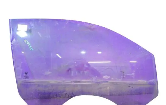 Lancia Ypsilon Front door window glass four-door 