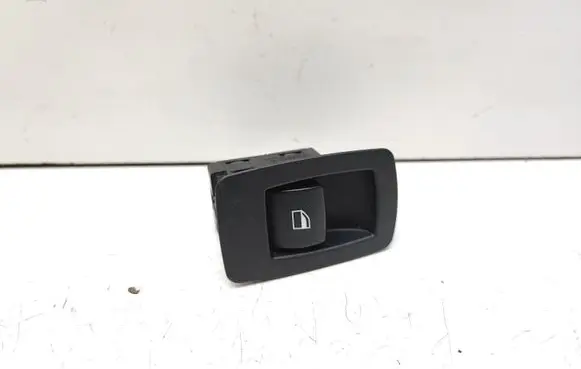 BMW 5 E60 E61 Electric window control switch 9113773
