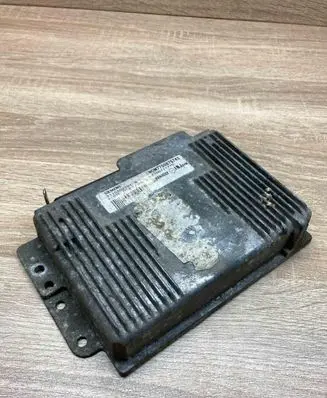 Renault Scenic I Engine control unit/module ECU HOM7700875745 S115302101B