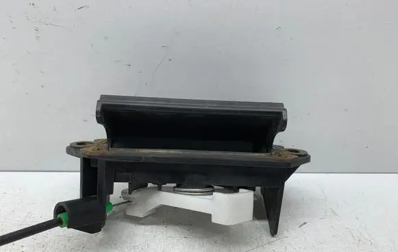Toyota Corolla E120 E130 Tailgate/trunk/boot exterior handle 81032