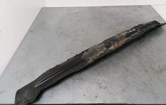 Audi Q7 4L Bottom radiator support slam panel 7L0805551A