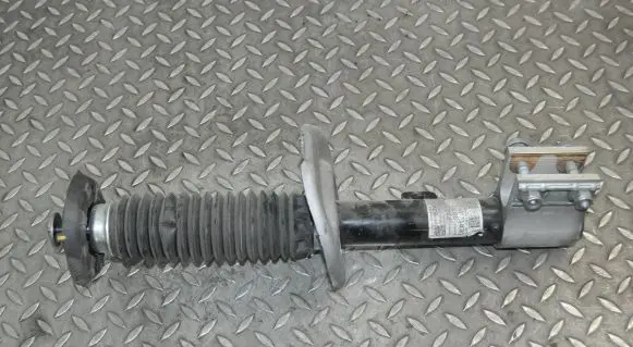 Peugeot 5008 Front shock absorber/damper