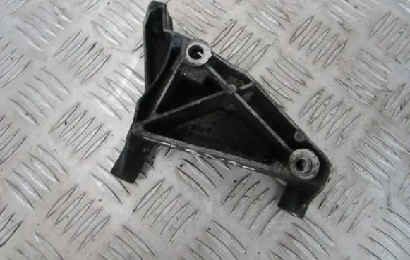 Mercedes-Benz E W210 Engine mounting bracket R6062360230