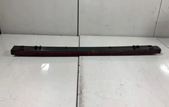 Skoda Octavia Mk2 (1Z) Third/center stoplight 1Z5945097