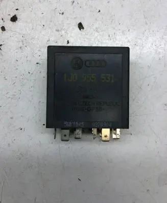 Volkswagen Golf IV Window wiper relay 1J0955531 5WK1045 192