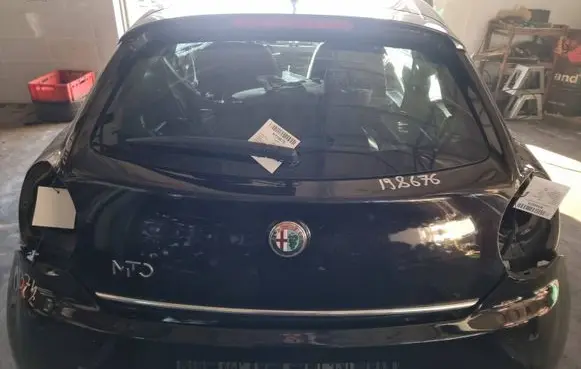 Alfa Romeo Mito Tailgate/trunk/boot lid VR805