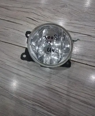 Peugeot 3008 I Front fog light 9675450980