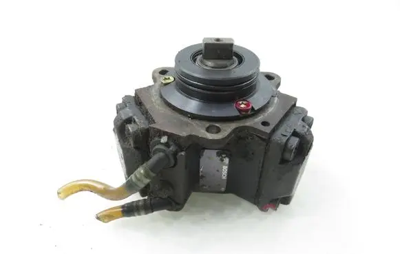 Mercedes-Benz A W168 Fuel injection high pressure pump 6680700301 0445010015