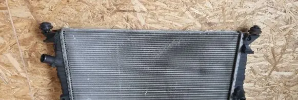 Mazda 3 I Coolant radiator 3M5H8005TL 17DEC200516
