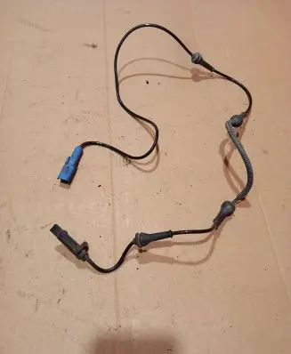 Peugeot 3008 I ABS brake wheel speed sensor