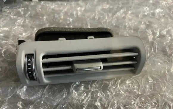 Audi Q7 4M Dashboard air vent grill cover trim 4G0819210D 4G0819210