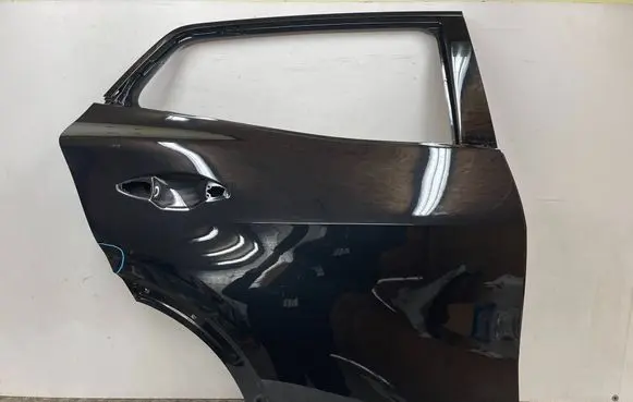KIA Sportage Rear door 