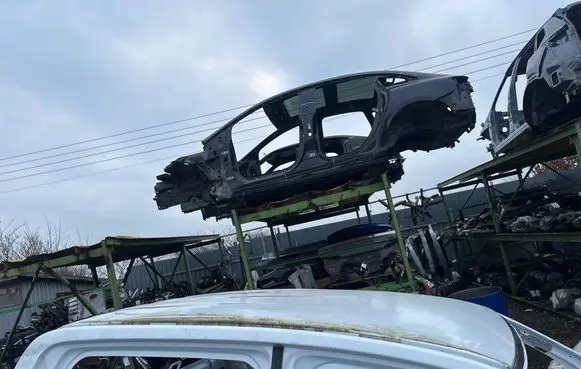 Ford Ranger IV Roof 