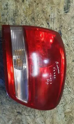 Toyota Avensis Verso Rear/tail lights KOITO4435
