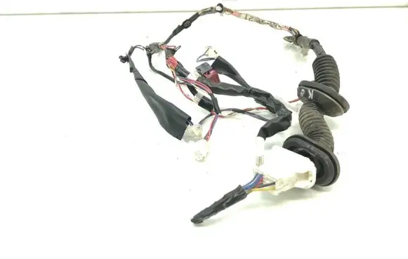 Toyota Avensis T250 Rear door wiring loom 8215405210