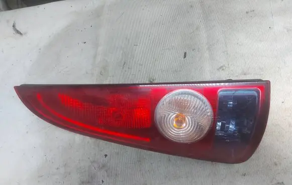 Renault Espace - Grand espace IV Rear/tail lights 8200027153