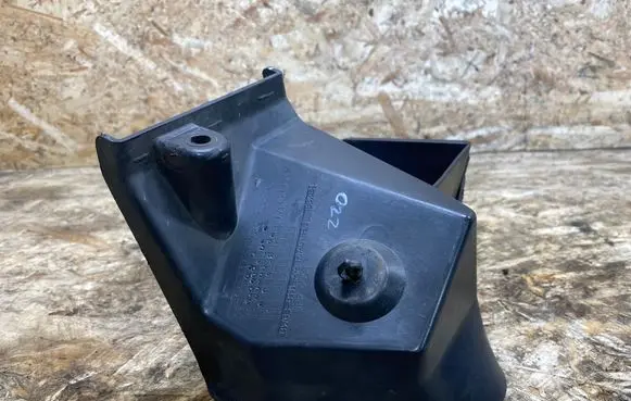 Jaguar XK - XKR Front bumper mounting bracket 8W838111AA