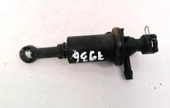 Clutch master cylinder