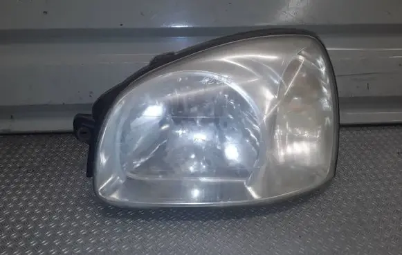 Hyundai Santa Fe Headlight/headlamp 