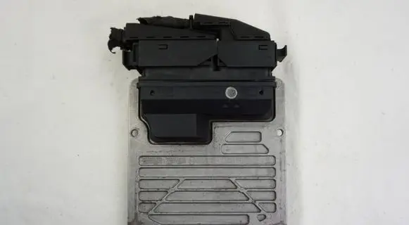 Mercedes-Benz C W203 Engine control unit/module A2711501779 A0014465640 A2710106244