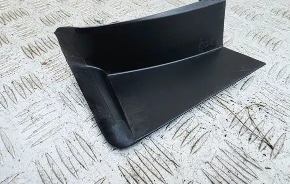 MG ZS Rear/tail light trim molding R1YS1Y