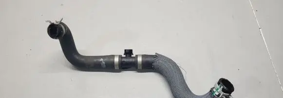 Renault Arkana Engine coolant pipe/hose 210218488R