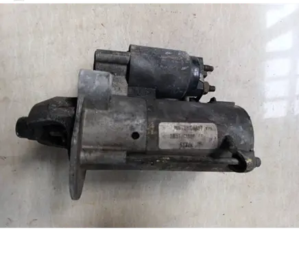 Ford Focus Starter motor 3m5t11000ge