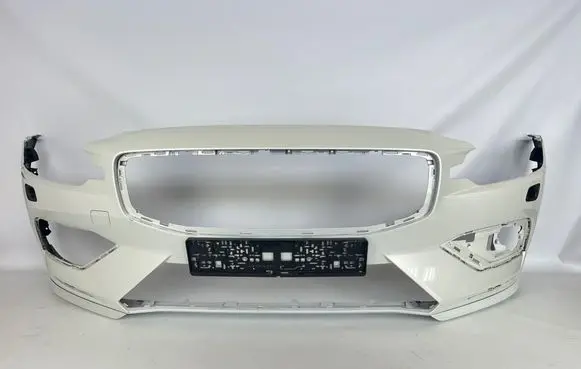 Volvo V60 Front bumper 31690589