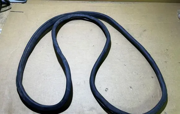 Mercedes-Benz A W176 Front door rubber seal A1766920076