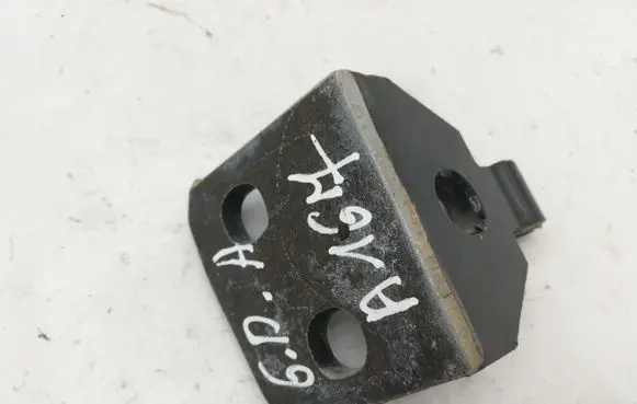 BMW X3 E83 Rear door lower hinge NOCODE