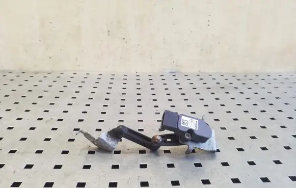 Volvo XC90 Headlight/headlamp level sensor 32246988 31406563