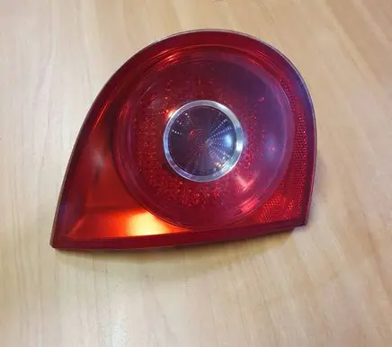 Volkswagen Golf V Tailgate rear/tail lights 285001