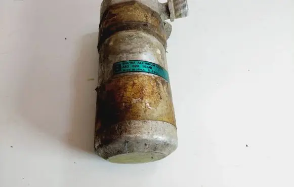 Audi A6 S6 C4 4A Air conditioning (A/C) air dryer 4A0820193AB