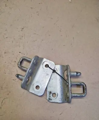 Mercedes-Benz Sprinter W906 Rear door lock loop/hook striker A9067400032 ZGS006 ALLRU
