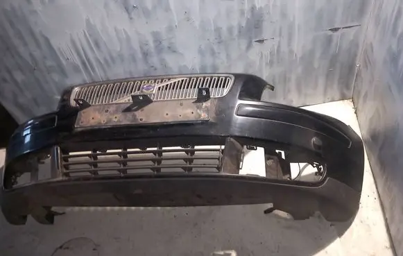 Volvo V50 Front bumper 30657005