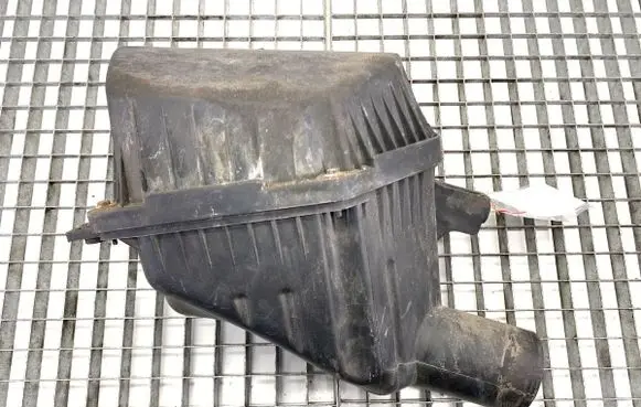 Opel Antara Air filter box 22745825