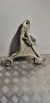 Volvo V70 Front lower control arm/wishbone 9492119 8649543