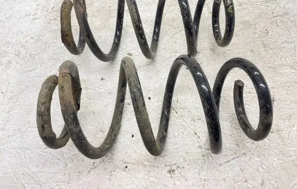 Audi A5 8T 8F Front coil spring