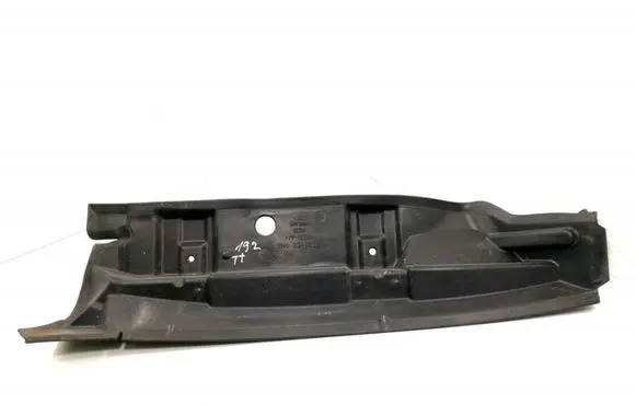Audi TT Mk1 Fender end trim 8N0821112A