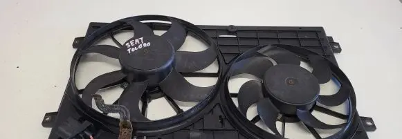 Seat Toledo III (5P) Radiator cooling fan shroud 1K0121207T 1355D300195