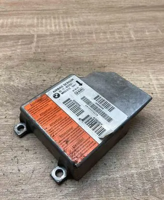 BMW 5 E39 Airbag control unit/module 8372521