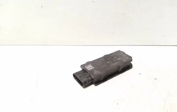 Volkswagen Golf VIII Keyless (KESSY) go control unit/module 5WA962133B