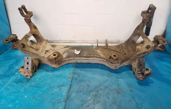 Renault Master II Front subframe