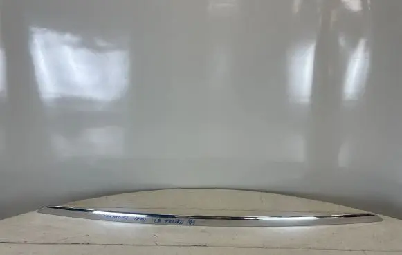 Volkswagen PASSAT B7 Tailgate trim
