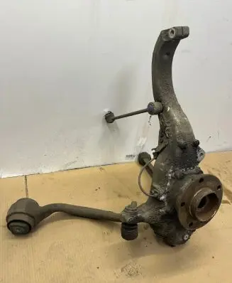 BMW X5 E70 Front wheel hub spindle knuckle