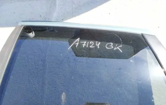 Nissan Almera Tino Rear door window glass