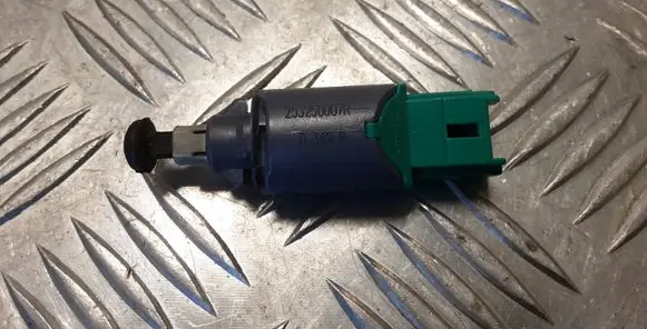 Clutch pedal sensor