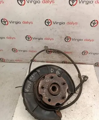 Toyota RAV 4 (XA30) Rear wheel hub