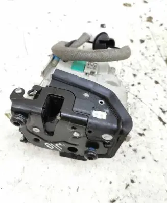Audi A3 S3 8V Front door lock 8X1837016C