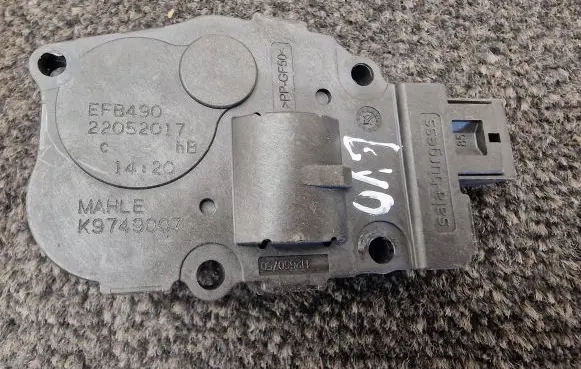 Land Rover Evoque I Air flap motor/actuator K9749007
